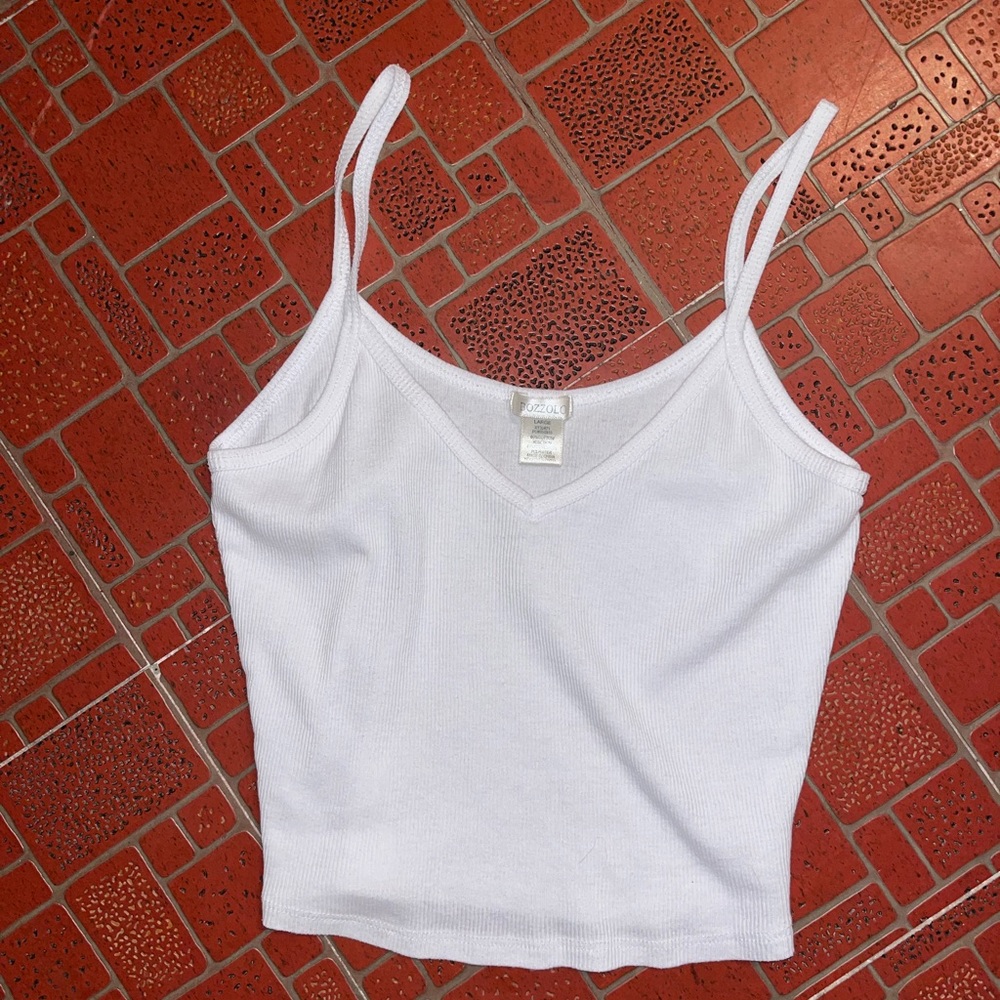 White crop top
